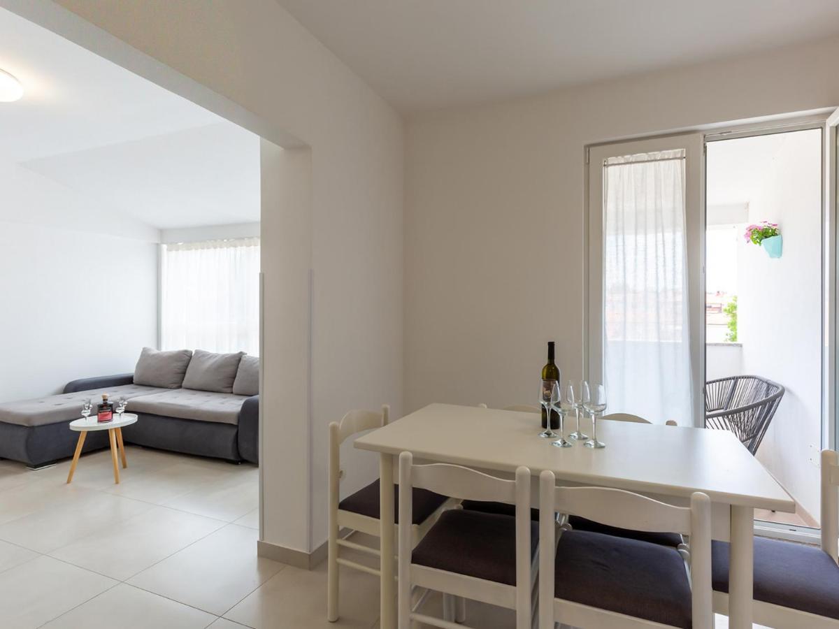 Amoroso Apartment 200M From Sea Porec Ngoại thất bức ảnh