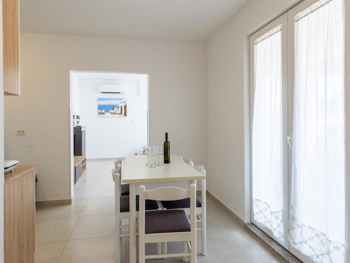 Amoroso Apartment 200M From Sea Porec Ngoại thất bức ảnh