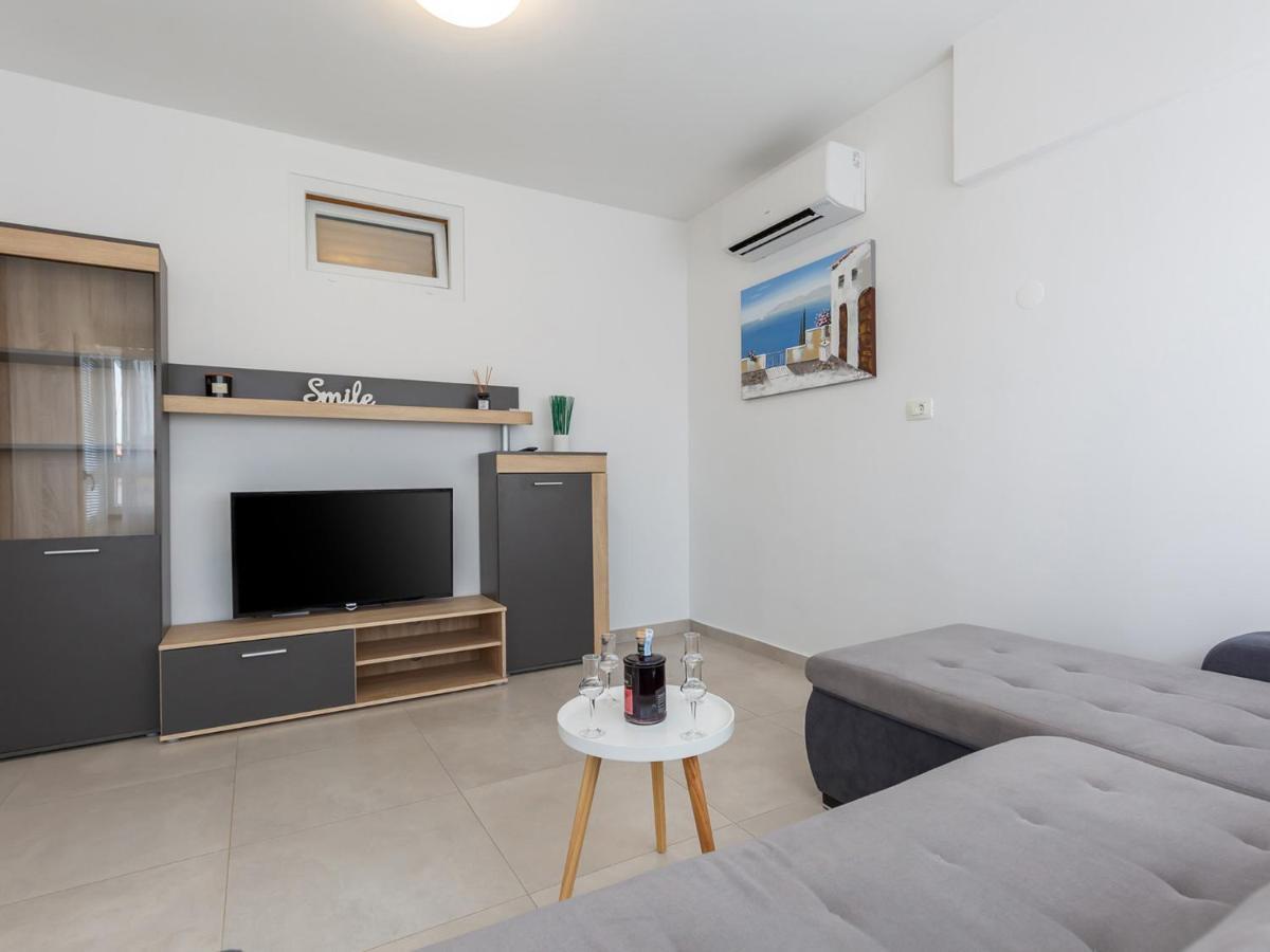 Amoroso Apartment 200M From Sea Porec Ngoại thất bức ảnh