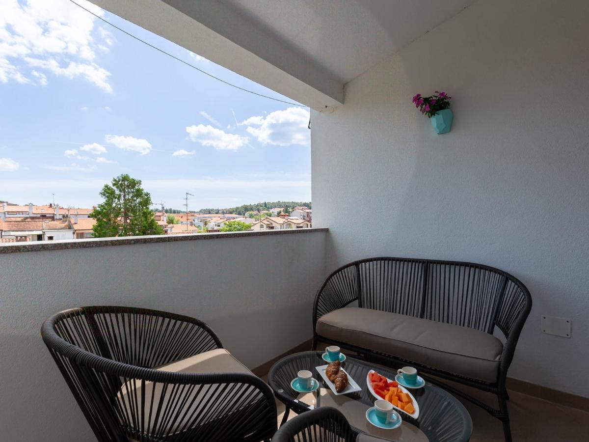 Amoroso Apartment 200M From Sea Porec Ngoại thất bức ảnh